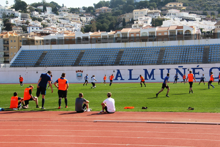 Tres clubes deportivos europeos eligen Almuñécar durante el parón de invierno